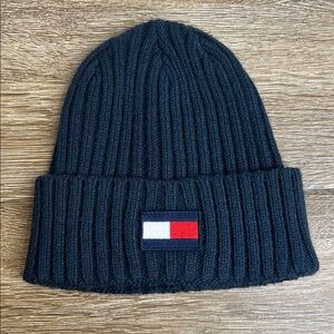 💙 Tommy Hilfiger Navy Blue Ribbed Knit Beanie | One Size